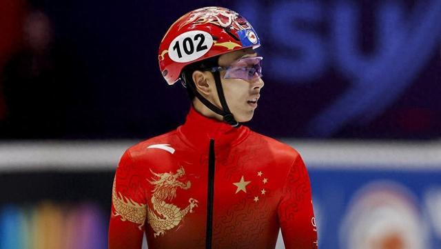 短道速滑男队稳定表现，搏击金牌的简单介绍