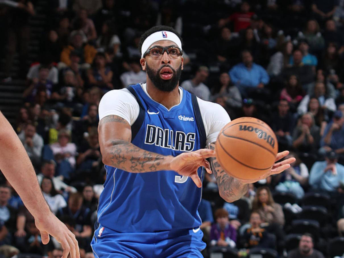 爵士轻取独行侠，霍勒迪刷新纪录