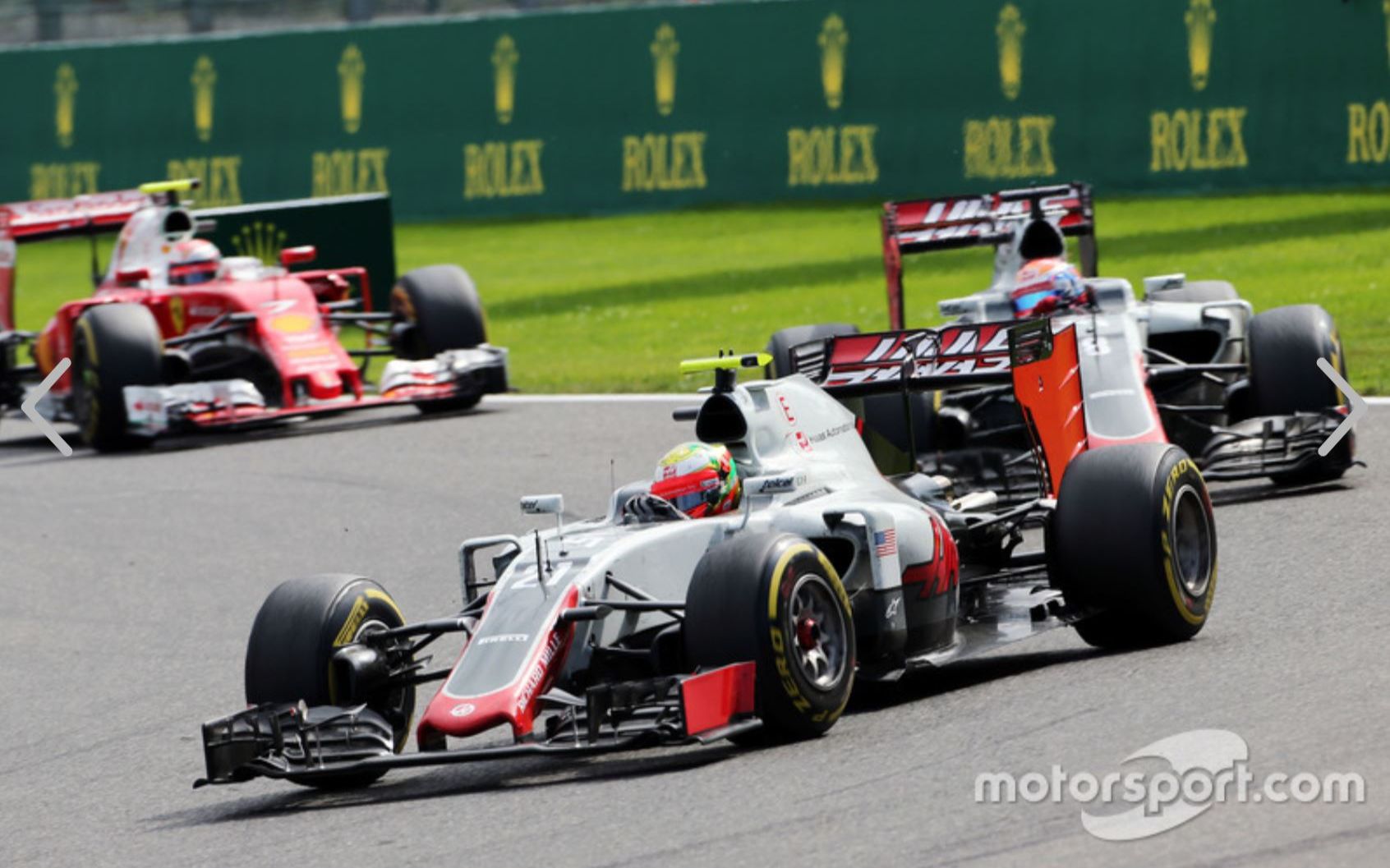 雷诺车队力克哈斯车队，塞恩斯扛起全队