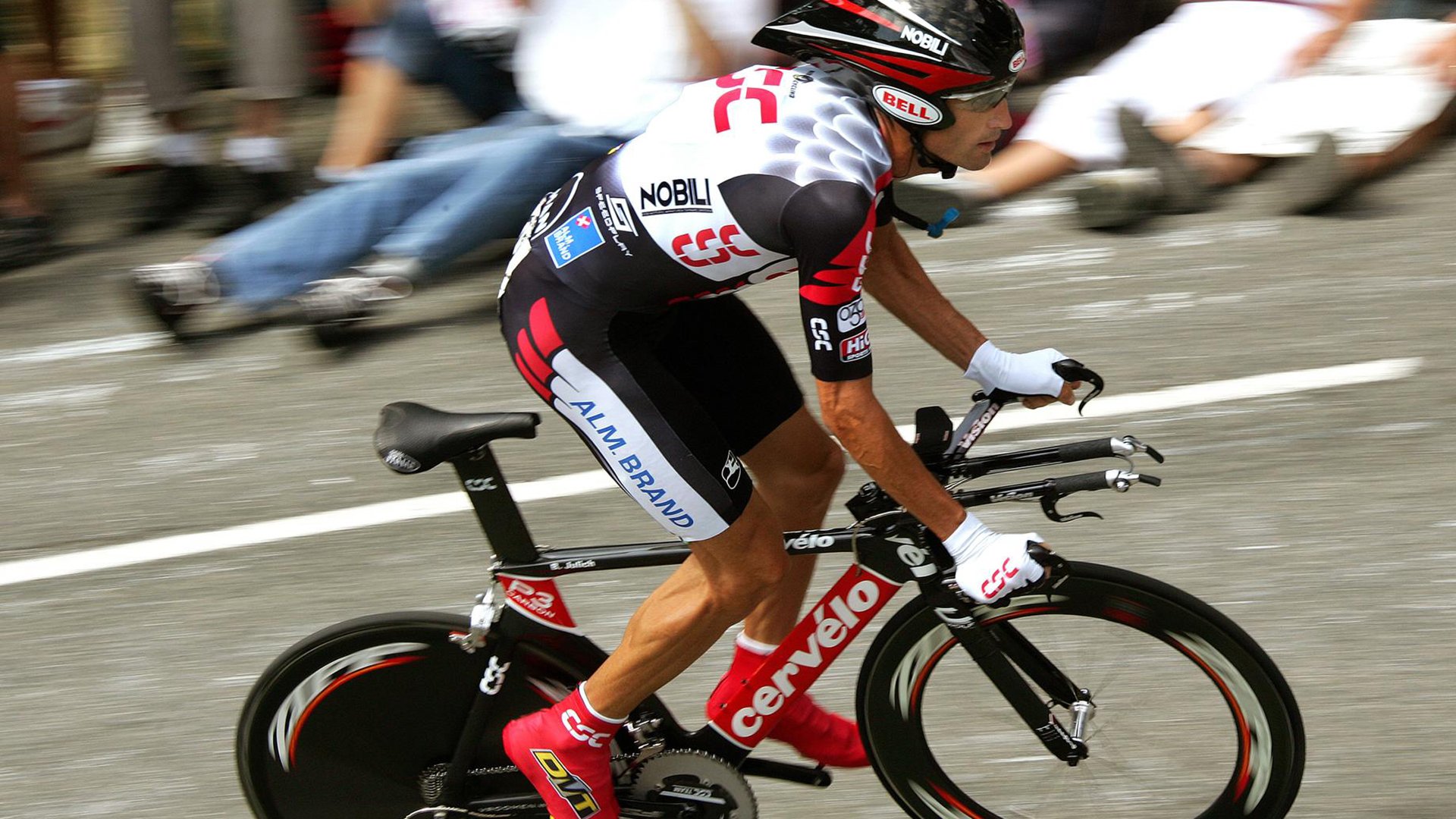 火箭横扫魔术,当哈登以英超争冠模式接管比赛